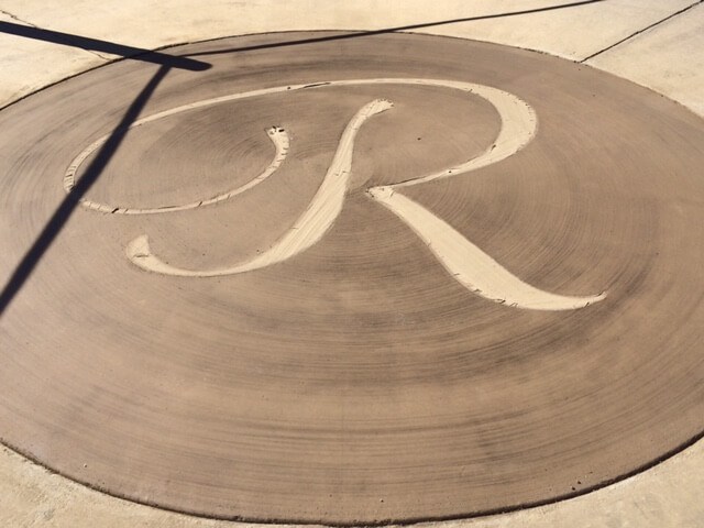 R asphalt marking